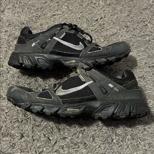 Nike zoom red rocks 2